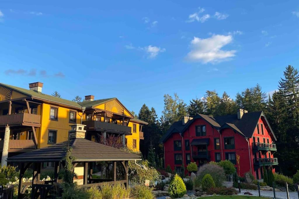 Dolina Wikingow-Apartament Suite Z Tarasem W Ogrodzie, Miejscem W Garazu I Dostepem Do Strefy Wellness Szklarska Poreba Bagian luar foto